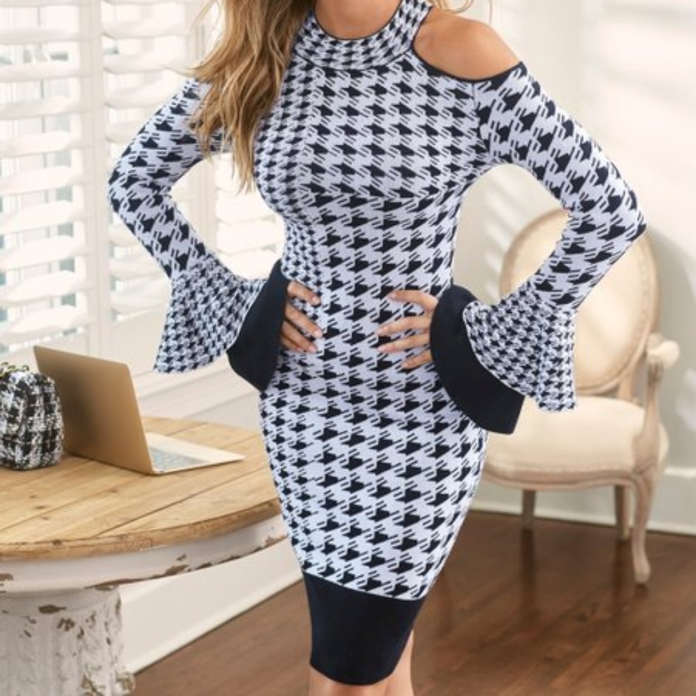 Black and White Fitted Venus Dress